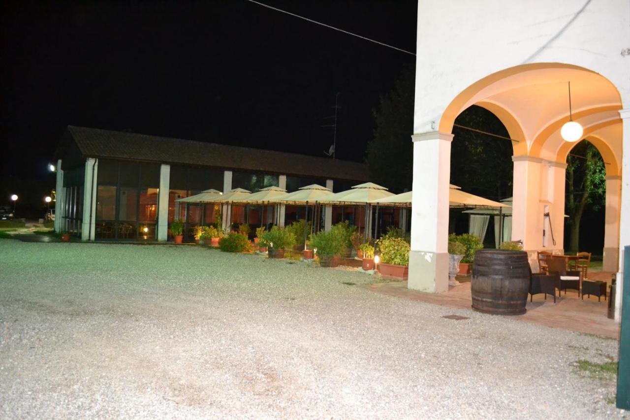 Hotel Riviera Ristorante La Briciola Novellara Esterno foto