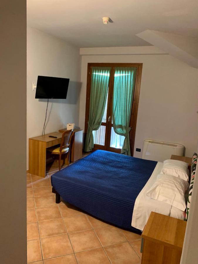 Hotel Riviera Ristorante La Briciola Novellara Esterno foto