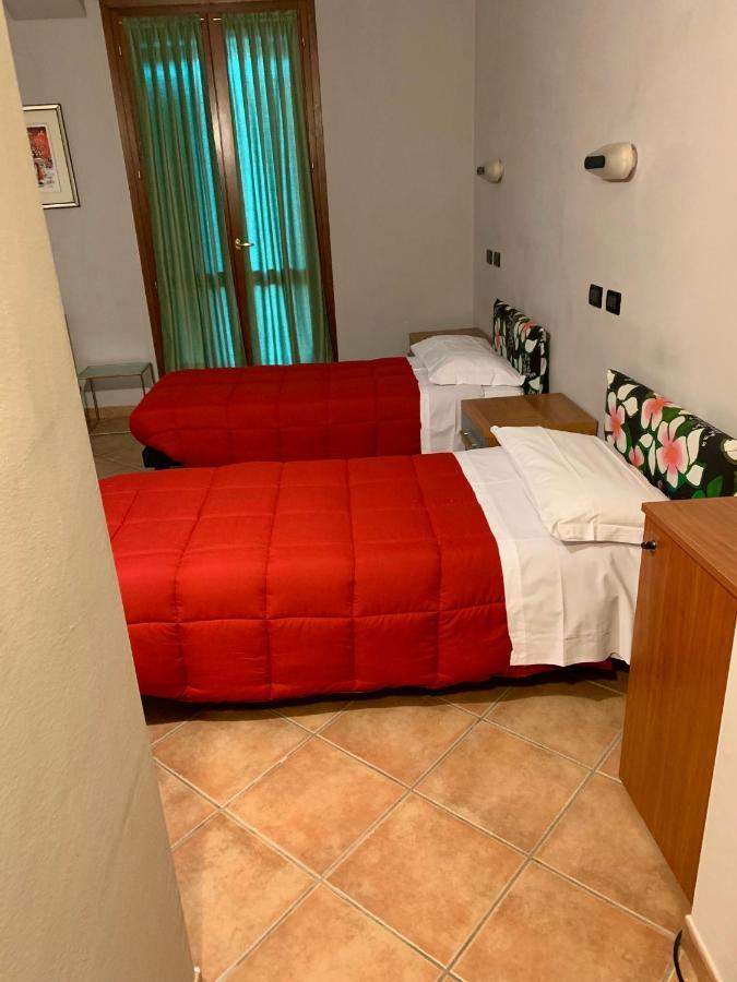 Hotel Riviera Ristorante La Briciola Novellara Esterno foto